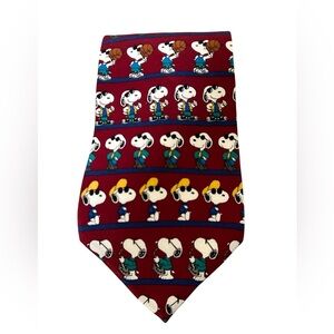 Peanuts Snoopy vintage collectible  Red Tie